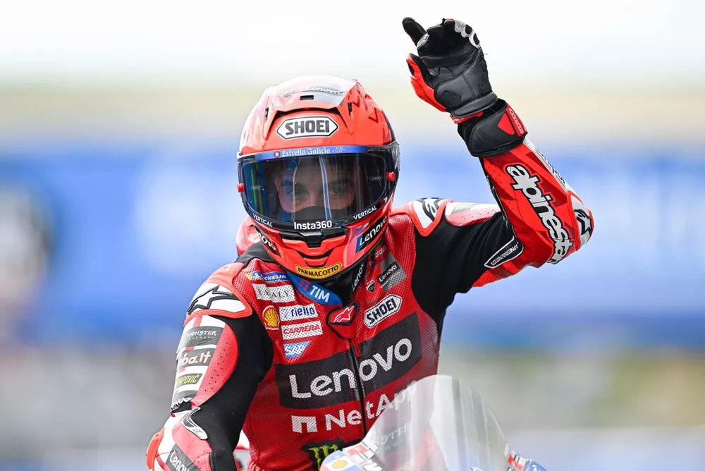 【スポーツ】雨で大波乱　転倒マルケス兄が大・逆・転の勝利　小椋15位｜MotoGPスペインGPスプリント