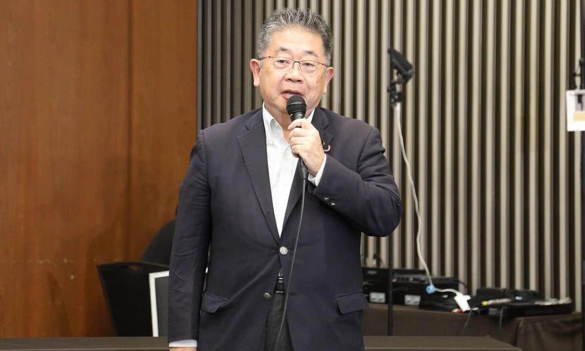 【話題】共産・小池書記局長、辺野古で犠牲の女子生徒は「平和の問題を一生懸命勉強して沖縄まで来られた方」　解釈に異論も