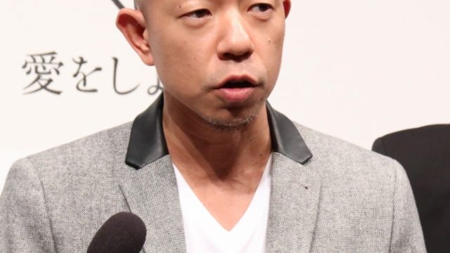 【芸能】バイきんぐ小峠、ビートルズ「I Want To Hold Your Hand」聴き空耳アワー回顧　「アホな放尿犯」　「めちゃくちゃ面白かった」と爆笑